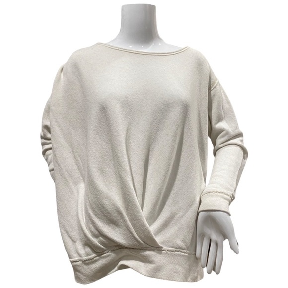 FREE PEOPLE OVER SIZED SWEATER - Picture 1 of 3